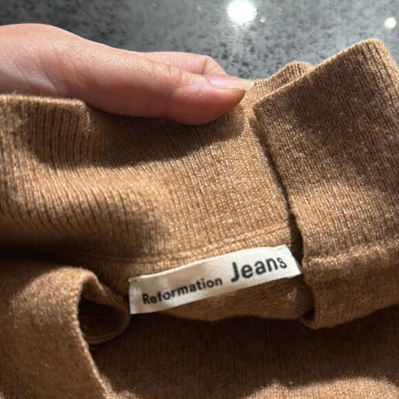 Reformation Cashmere Polo Jumper Pullover Sweater GUC Size Medium Camel Brown - Picture 5 of 10